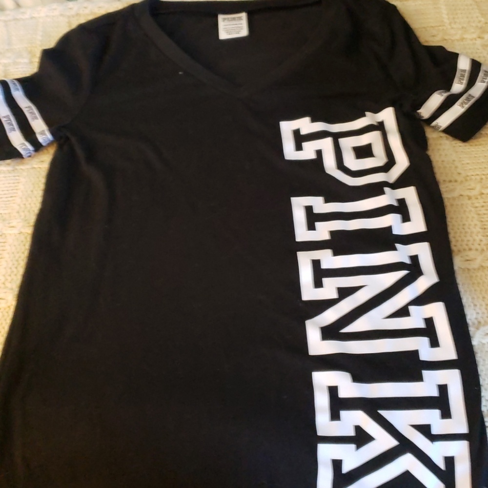 Victoria's Secret Pink tshirt